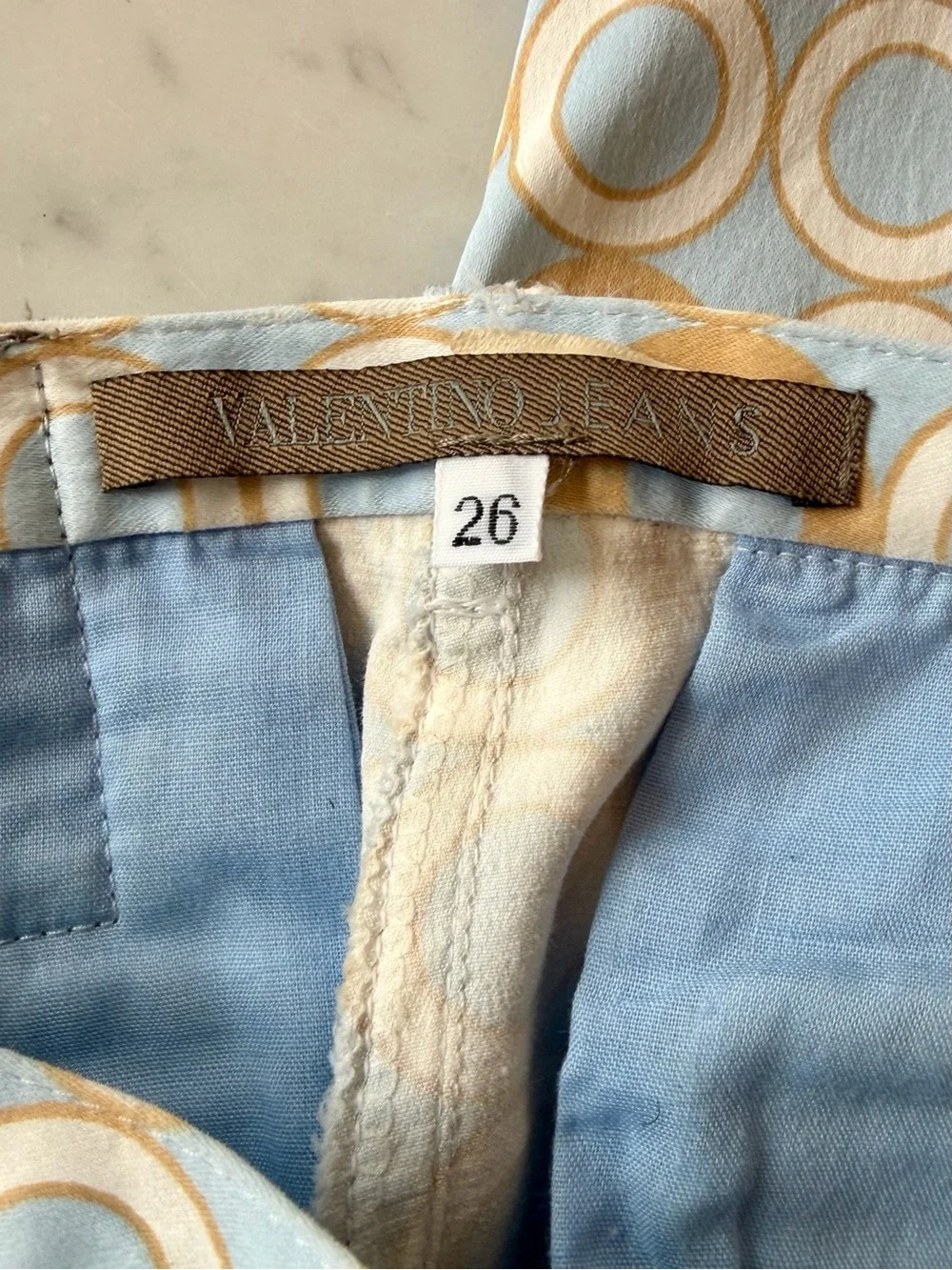 Valentino Jeans 5 pocket pants, lt blue, tan circles, cropped, hem slits, 26,GUC - Picture 12 of 13
